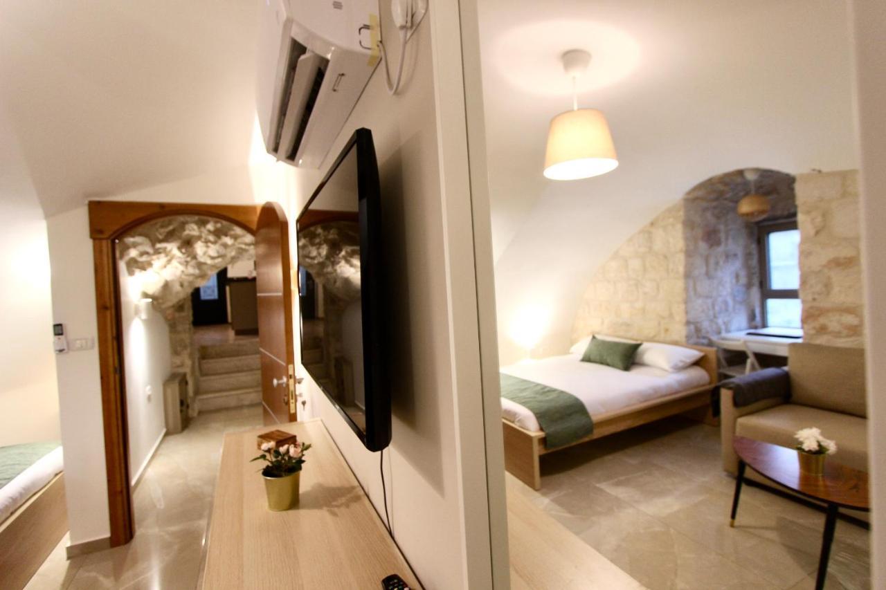 St. John Apartment Yerusalem Bagian luar foto