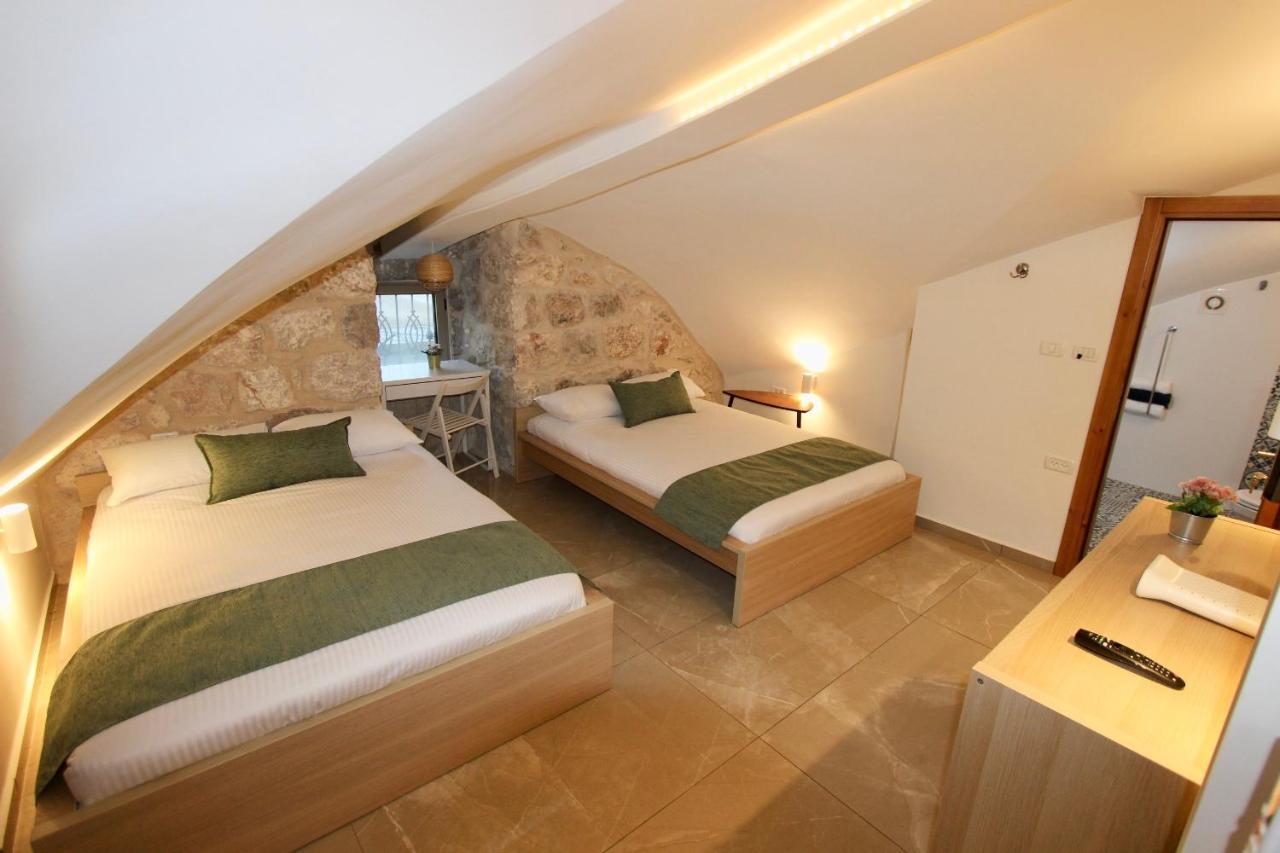 St. John Apartment Yerusalem Bagian luar foto
