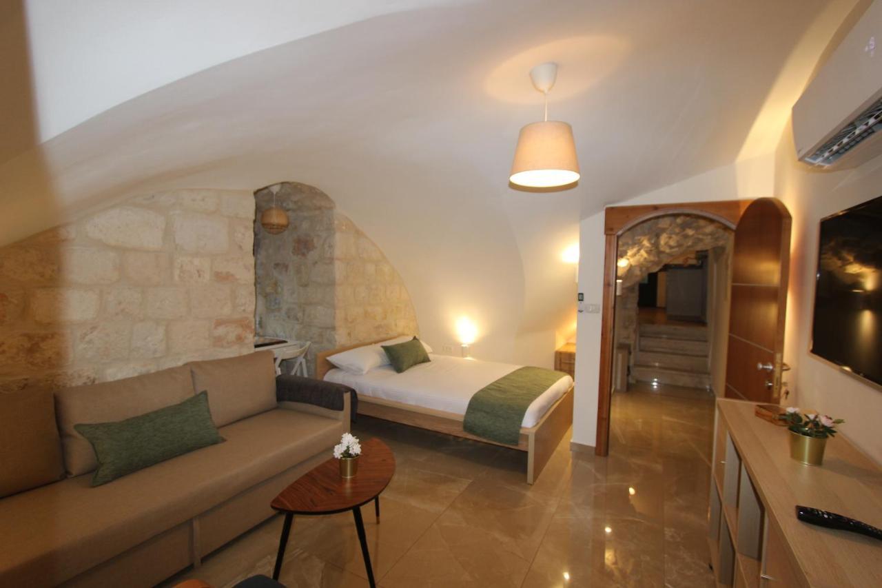 St. John Apartment Yerusalem Bagian luar foto