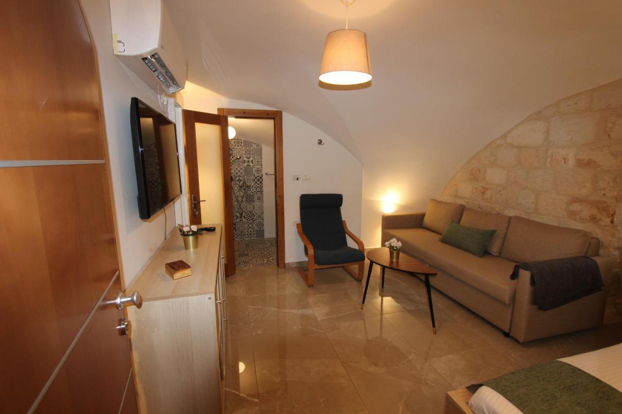 St. John Apartment Yerusalem Bagian luar foto