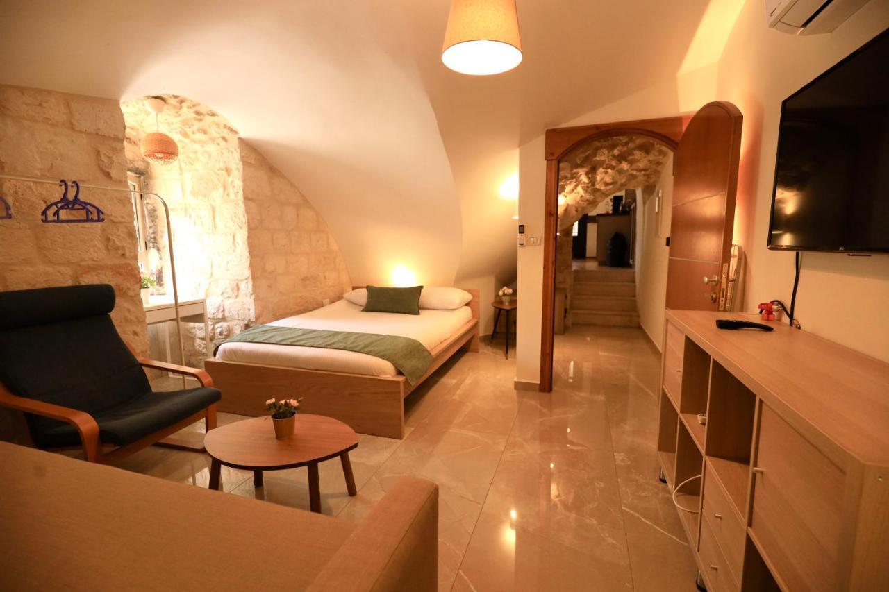St. John Apartment Yerusalem Bagian luar foto